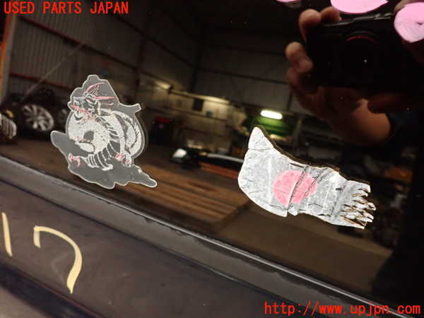 2UPJ-21171382]ハイラックスサーフ N130系 4ドア(KZN130W)左クォーターガラス 中古(43R-00073 M2A45)_m0002.jpg