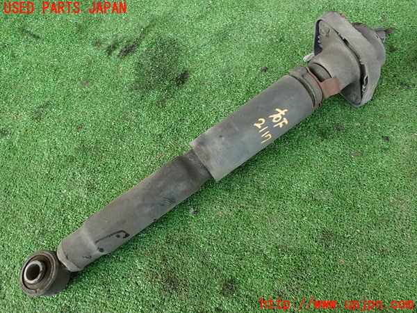 2UPJ-21175060]ハイラックスサーフ N130系 4ドア(KZN130W)右フロントショックアブソーバー 中古_m0001.jpg