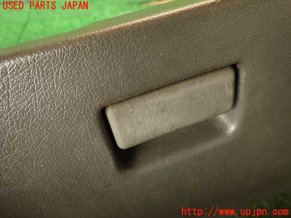 2UPJ-21177516]ハイラックスサーフ N130系 4ドア(KZN130W)グローブボックス1 中古_m0002.jpg