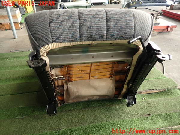 2UPJ-21177065]ハイラックスサーフ N130系 4ドア(KZN130W)助手席シート 中古_m0005.jpg