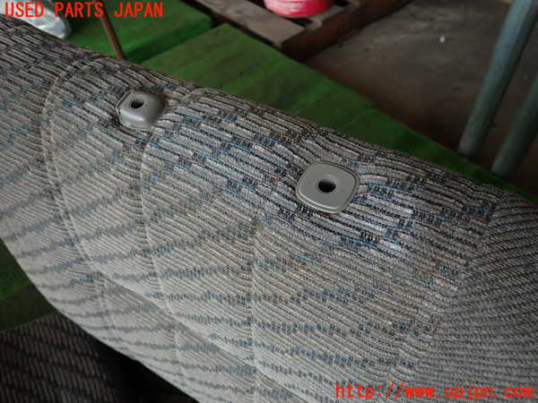 2UPJ-21177175]ハイラックスサーフ N130系 4ドア(KZN130W)左2列目シート 中古_m0003.jpg