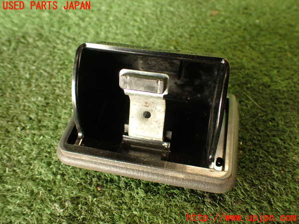 2UPJ-21177822]ハイラックスサーフ N130系 4ドア(KZN130W)灰皿2 中古_m0003.jpg