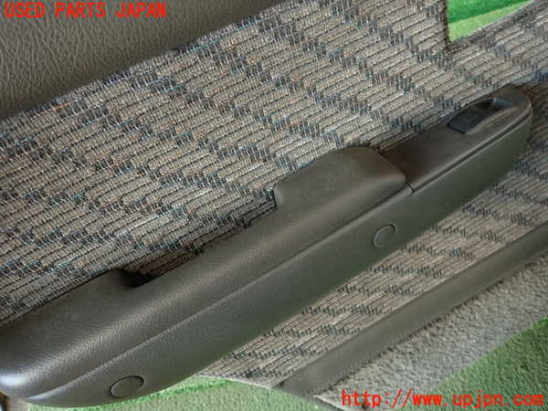 2UPJ-21171324]ハイラックスサーフ N130系 4ドア(KZN130W)左後ドア内張り 中古_m0004.jpg