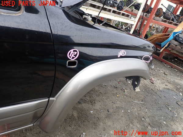5UPJ-21181080]ハイラックスサーフ(RZN185W)右前フェンダー 中古_m0004.jpg