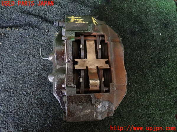 5UPJ-21184085]ハイラックスサーフ(RZN185W)左フロントキャリパー 中古_m0001.jpg
