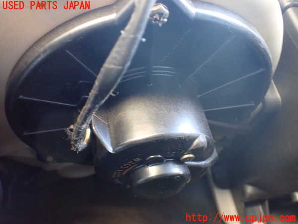 5UPJ-21186095]ハイラックスサーフ(RZN185W)ブロアファン(ブロアーファン) 中古_m0002.jpg