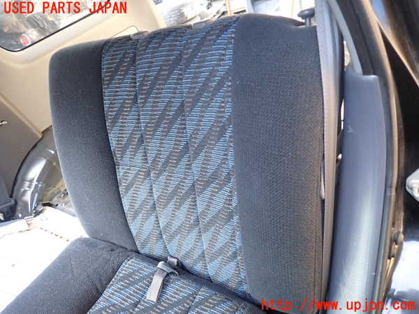 5UPJ-21187175]ハイラックスサーフ(RZN185W)左2列目シート 中古_m0002.jpg
