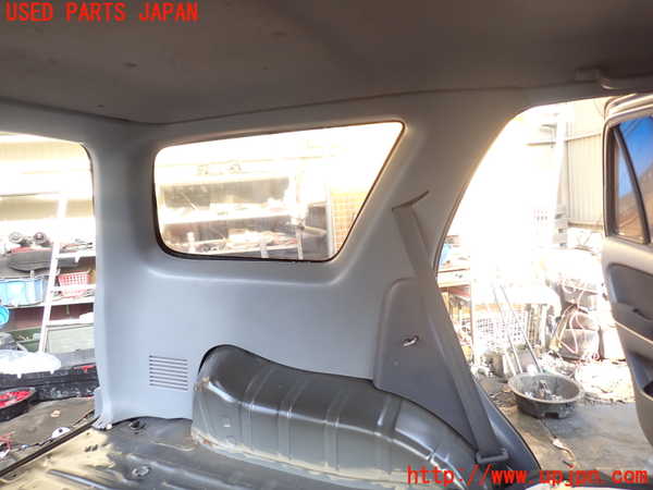 5UPJ-21187680]ハイラックスサーフ(RZN185W)左リアピラートリム 中古_m0001.jpg