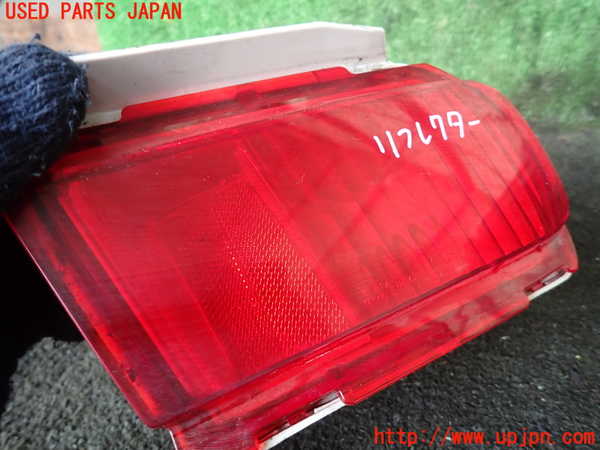 1UPJ-21191154]ランクルプラド(TRJ150W)右リアコーナーランプ (リフレクター) 中古_m0002.jpg