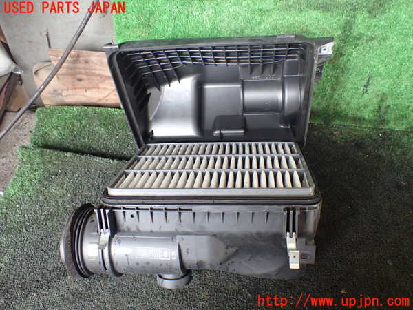 5UPJ-21192560]ランクルプラド(TRJ150W)エアクリーナーボックス 中古_m0003.jpg