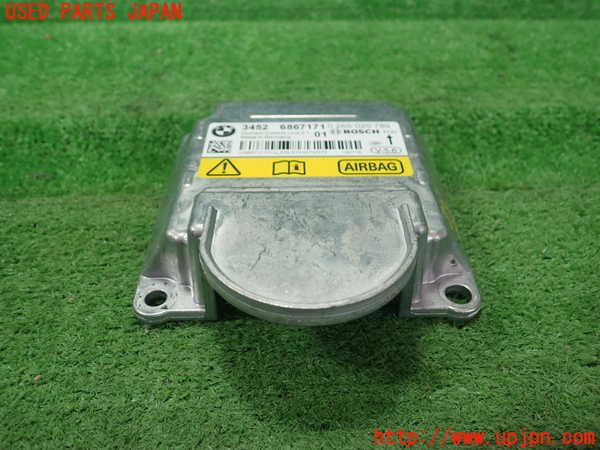 5UPJ-21216145]BMW 320d(3D20 F30)エアバッグコンピューター 中古_m0001.jpg