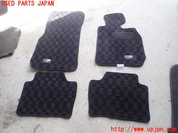 5UPJ-21217800]BMW 320d(3D20 F30)フロアマット 中古_m0001.jpg