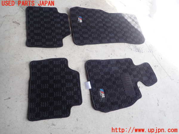5UPJ-21217800]BMW 320d(3D20 F30)フロアマット 中古_m0002.jpg