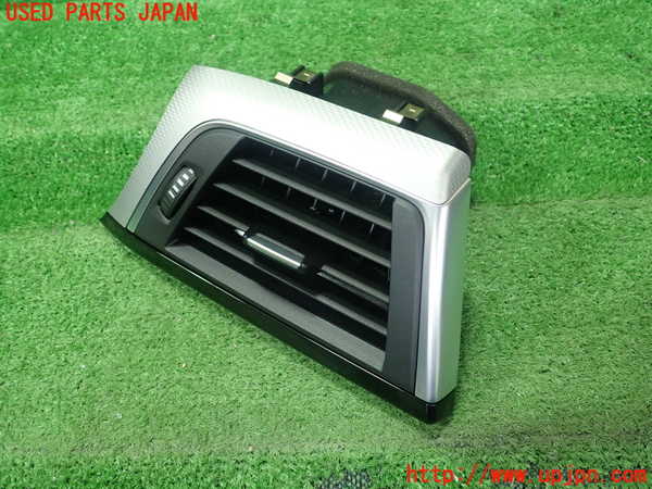 5UPJ-21217526]BMW 320d(3D20 F30)エアコン吹き出し口1 (右) 中古_m0002.jpg