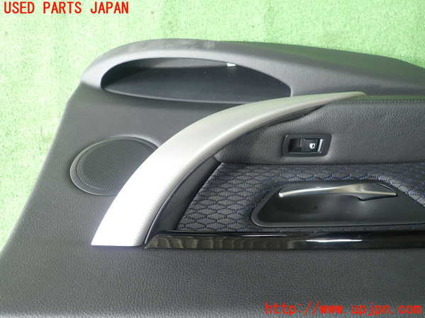 5UPJ-21211324]BMW 320d(3D20 F30)左後ドア内張り 中古_m0002.jpg