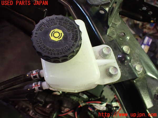 5UPJ-21224050]デリカD：5(CV1W)ブレーキマスターシリンダー 中古_m0002.jpg