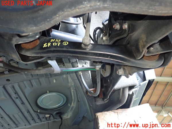 5UPJ-21225200]デリカD：5(CV1W)右リアロアアーム1 中古_m0001.jpg