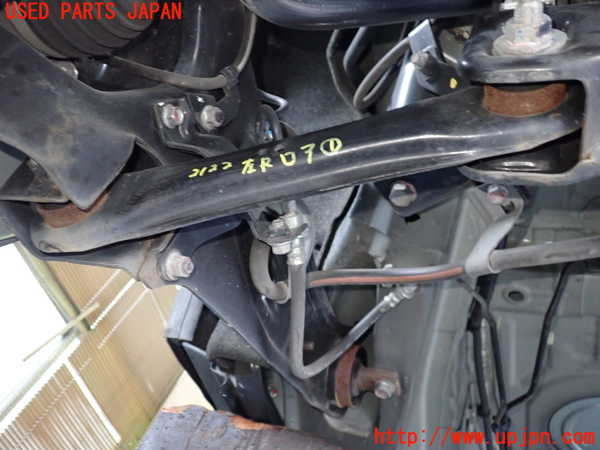 5UPJ-21225226]デリカD：5(CV1W)左リアロアアーム1 中古_m0001.jpg