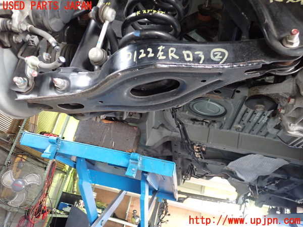 5UPJ-21225227]デリカD：5(CV1W)左リアロアアーム2 中古_m0001.jpg