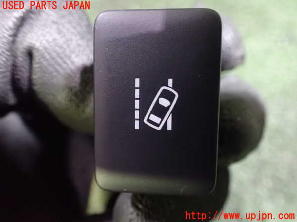 5UPJ-21226311]デリカD：5(CV1W)スイッチ6 (車線逸脱) 中古_m0001.jpg