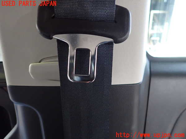 5UPJ-21227155]デリカD：5(CV1W)右2列目シートベルト 中古_m0002.jpg