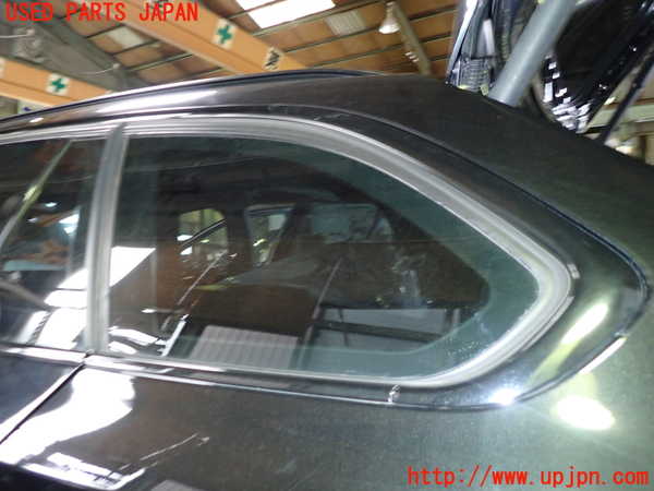 5UPJ-21231382]BMW 320i ツーリング F31(3B20)左クォーターガラス SEKURIT M235 中古_m0001.jpg