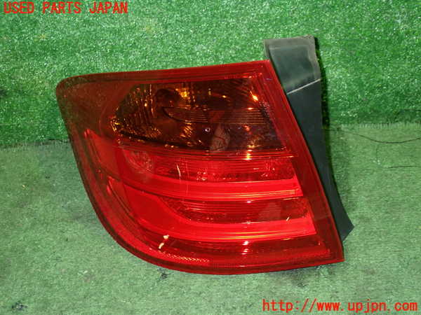 1UPJ-21231536]BMW 320i ツーリング F31(3B20)左テールランプ 中古_m0001.jpg