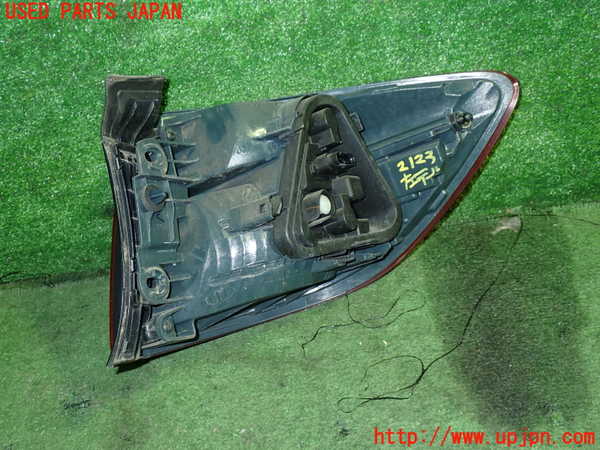 1UPJ-21231536]BMW 320i ツーリング F31(3B20)左テールランプ 中古_m0003.jpg