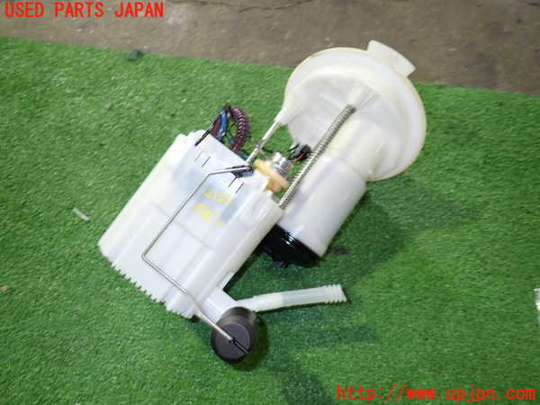 5UPJ-21232510]BMW 320i ツーリング F31(3B20)燃料ポンプ 中古_m0001.jpg