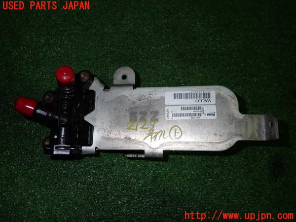 5UPJ-21232481]BMW 320i ツーリング F31(3B20)オイルクーラー1 中古_m0001.jpg