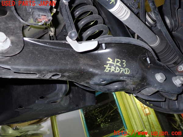 5UPJ-21235226]BMW 320i ツーリング F31(3B20)左リアロアアーム1 中古_m0001.jpg