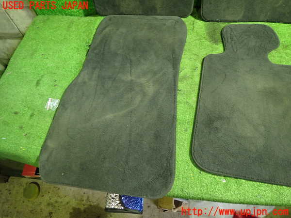 5UPJ-21237800]BMW 320i ツーリング F31(3B20)フロアマット 中古_m0004.jpg