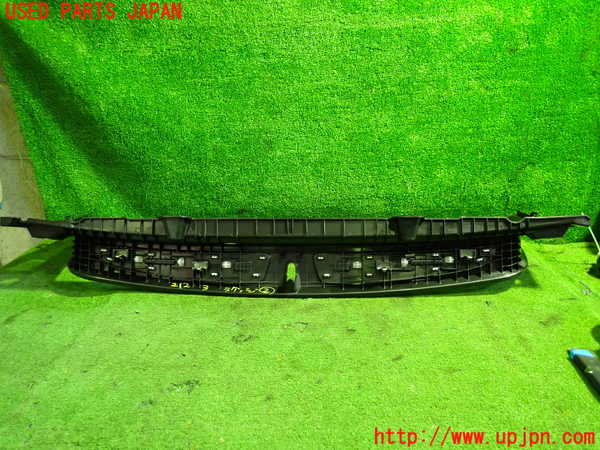 5UPJ-21237772]BMW 320i ツーリング F31(3B20)ラゲッジトレイ2 中古_m0005.jpg