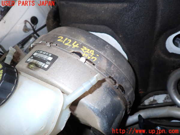5UPJ-21244055]ベンツ C180 ステーションワゴン(205240C S205)ブレーキマスターバック 中古_m0001.jpg