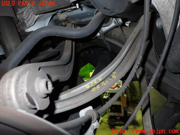 5UPJ-21245146]ベンツ C180 ステーションワゴン(205240C S205)右リアアッパーアーム1 中古_m0001.jpg