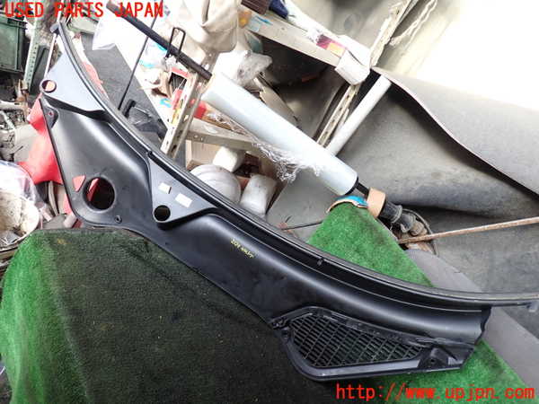 5UPJ-21251190]ポルシェ・パナメーラ GTS(970M48A)カウルトップ 中古_m0002.jpg