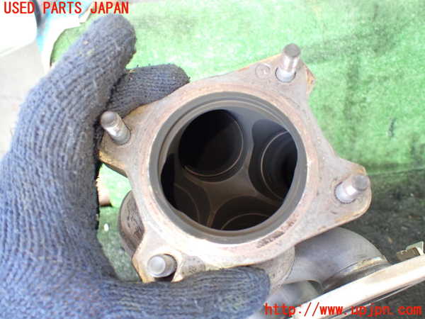 5UPJ-21252042]ポルシェ・パナメーラ GTS(970M48A)エキマニ2 中古_m0003.jpg