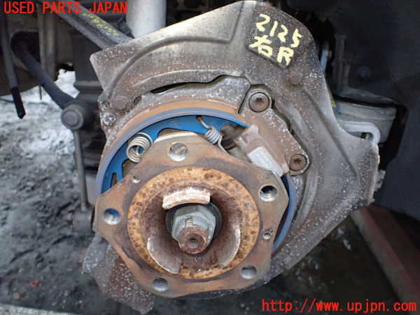 5UPJ-21254300]ポルシェ・パナメーラ GTS(970M48A)右リアナックルハブ 中古_m0001.jpg