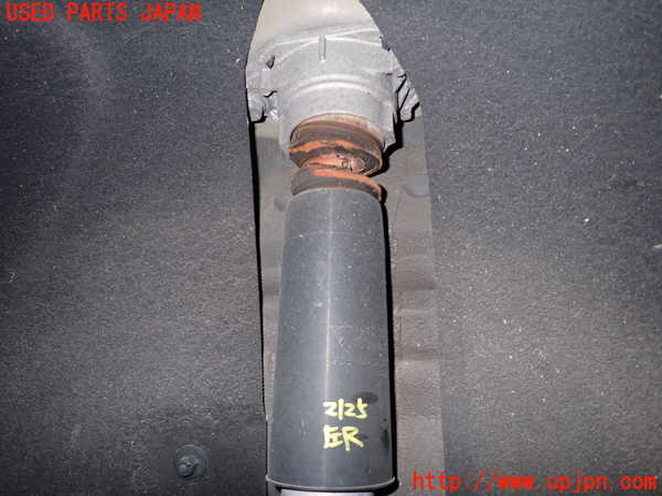 5UPJ-21255075]ポルシェ・パナメーラ GTS(970M48A)左リアショックアブソーバー 中古_m0002.jpg