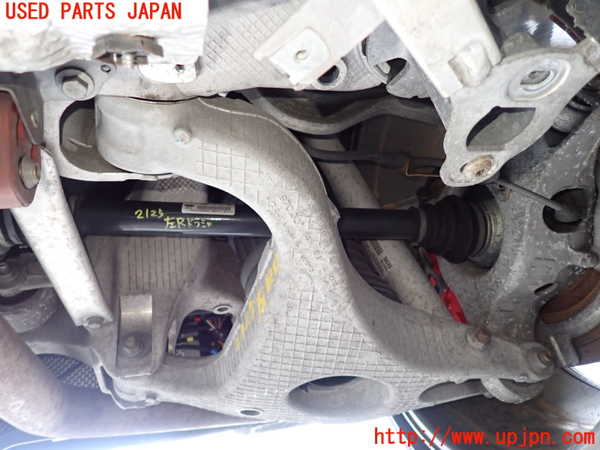 5UPJ-21255226]ポルシェ・パナメーラ GTS(970M48A)左リアロアアーム1 中古_m0001.jpg