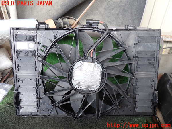 5UPJ-21256836]ポルシェ・パナメーラ GTS(970M48A)電動ファン1 中古_m0002.jpg