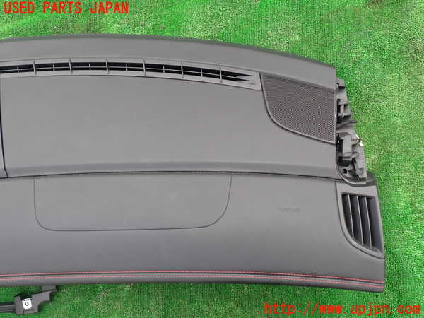 5UPJ-21257505]ポルシェ・パナメーラ GTS(970M48A)ダッシュボード 中古_m0003.jpg