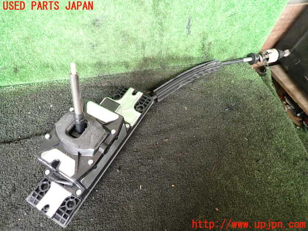 5UPJ-21257555]ポルシェ・パナメーラ GTS(970M48A)ATシフトレバー 中古_m0001.jpg