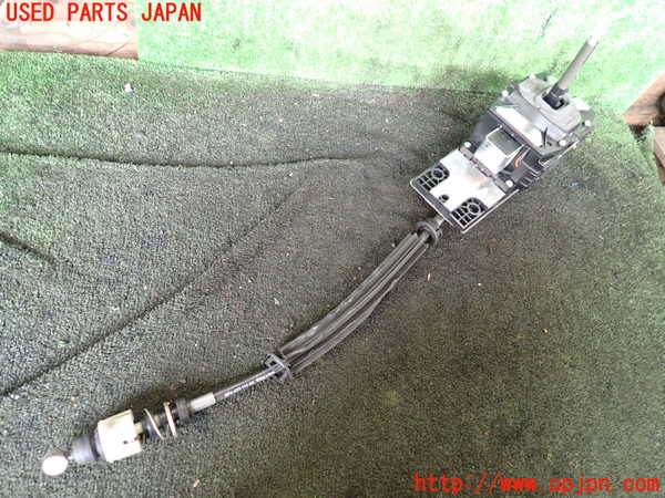 5UPJ-21257555]ポルシェ・パナメーラ GTS(970M48A)ATシフトレバー 中古_m0002.jpg