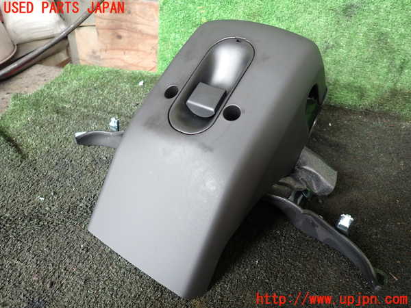 5UPJ-21257905]ポルシェ・パナメーラ GTS(970M48A)コラムカバー 中古_m0003.jpg