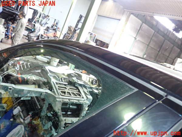 2UPJ-21261260]ジャガー・Iペイス(DH1AA)左前ドア 中古 FUYAO M840HT 43R-011934_m0002.jpg