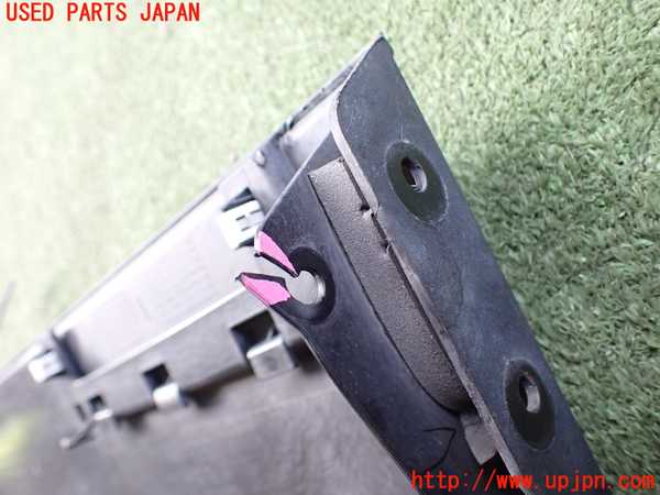 2UPJ-21261390]ジャガー・Iペイス(DH1AA)右サイドステップ 中古_m0003.jpg