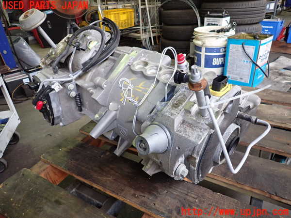 2UPJ-21264350]ジャガー・Iペイス(DH1AA)フロントドライブユニット（フロントデフ） 中古 J9D3-75762-AG_m0002.jpg