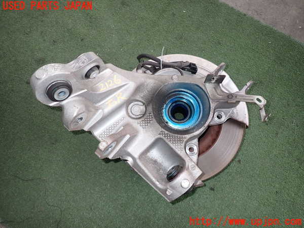 2UPJ-21264300]ジャガー・Iペイス(DH1AA)右リアナックルハブ 中古_m0002.jpg