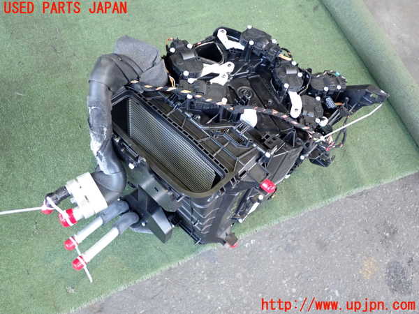 2UPJ-21266081]ジャガー・Iペイス(DH1AA)エバポレーター1 ジャンク_m0003.jpg